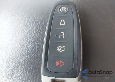 2019 Lincoln Mkt Reserve z USA, uszkodzony, nr VIN 2LMHJ5AT2KBL01358